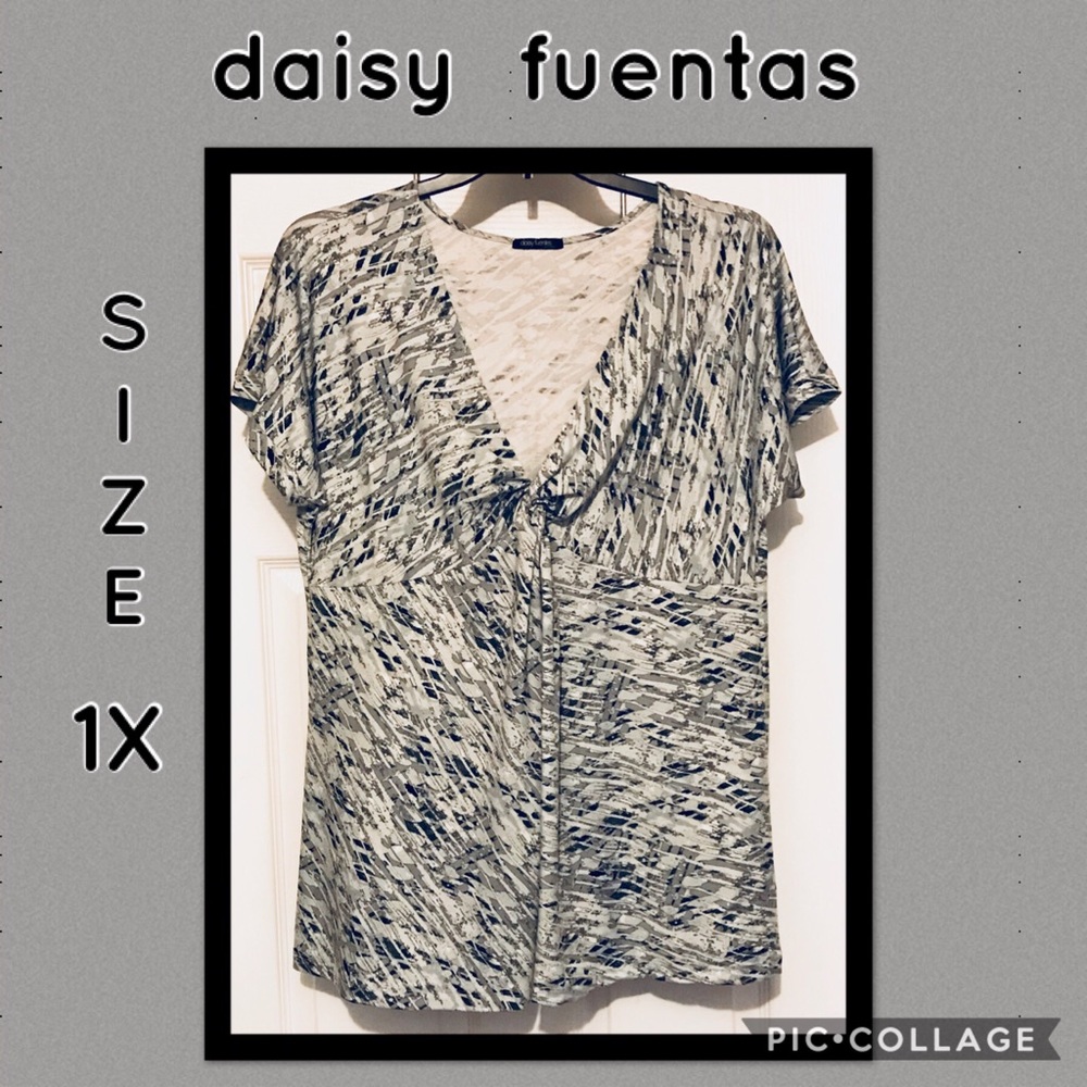 Daisy Fuentes knotted front tunic